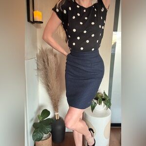 Last chance! Jones New York wool pencil skirt